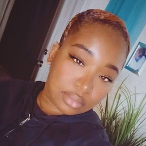 Meet your Posher, Dijonane